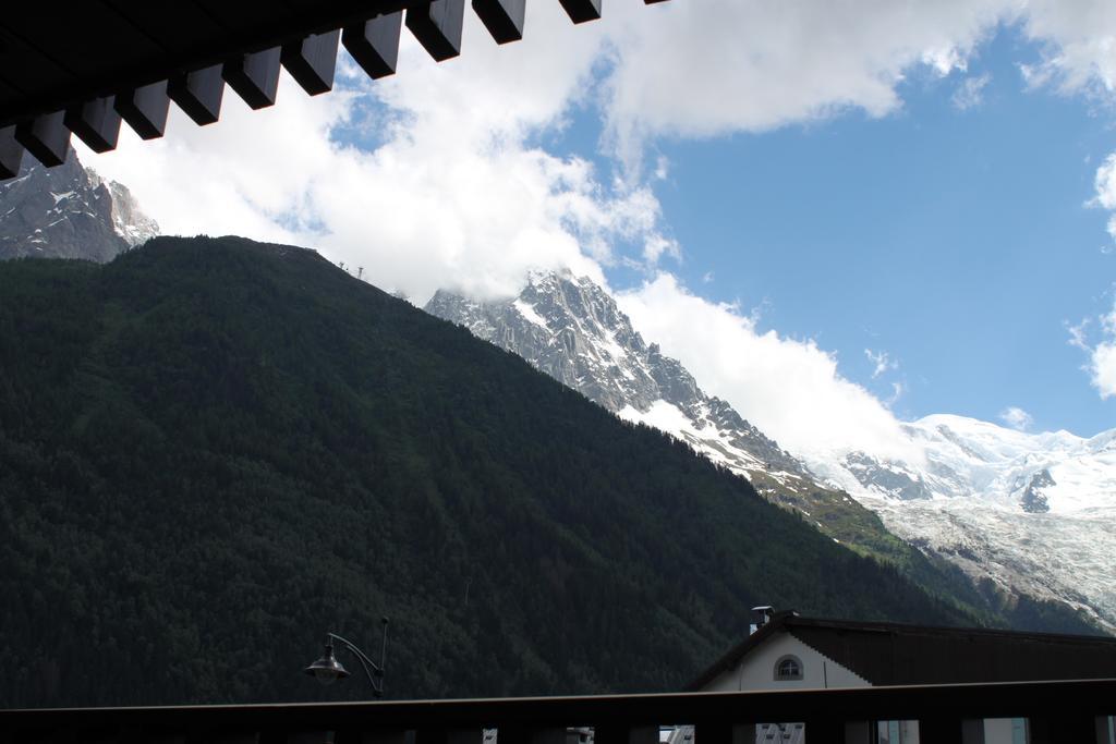 Apartment Mummery 1 - Central Chamonix Walk To Piste المظهر الخارجي الصورة