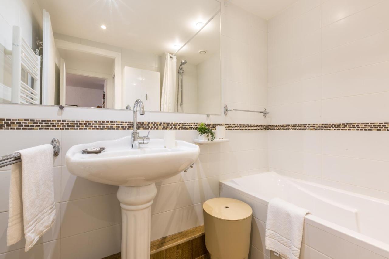 Apartment Mummery 1 - Central Chamonix Walk To Piste المظهر الخارجي الصورة